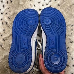 Nike Airforce 1 boys size 6Y